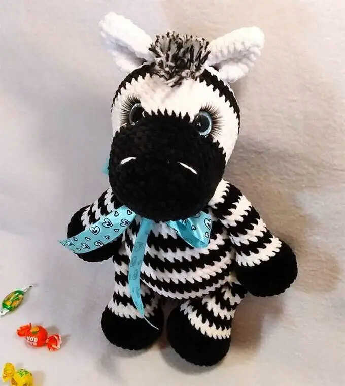 Free Zebra Amigurumi Pattern for Cute Crochet Gifts