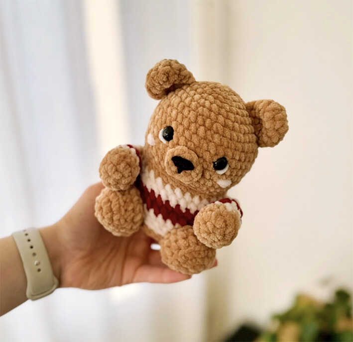crochet plush bear amigurumi free pattern cute handmade teddy bear toy in hand soft yarn detail