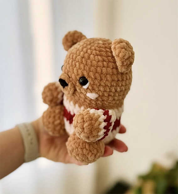 crochet plush bear amigurumi side view free crochet pattern cute handmade teddy bear toy soft yarn detail