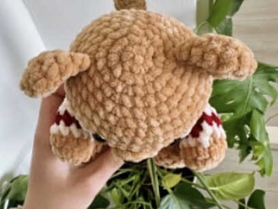 crochet plush bear amigurumi top view free crochet pattern cute handmade teddy bear head detail soft yarn