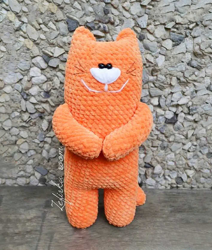 kitten amigurumi free crochet pattern plush orange cat with ear sculpting detail